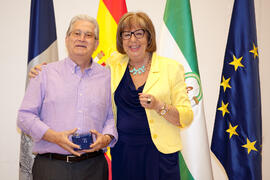 Homenaje al personal que cumple 25 años al servicio de la Universidad de Málaga y personal jubilado. Paraninfo. Julio de 2014