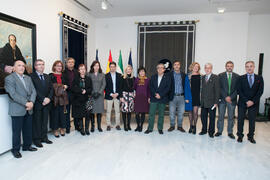 Foto de grupo tras la toma de Posesión de Tecla Lumbreras como nueva Vicerrectora de Cultura y Deportes. Edificio del Rectorado.  Febrero de 2016