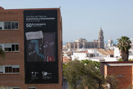 Cartel del 50 Aniversario de la Facultad de Económicas. Facultad de Ciencias Económicas y Empresariales, Campus de El Ejido. Mayo de 2015