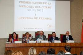 Acto de presentación de la Memoria 12-13. Facultad de Ciencias Económicas y Empresariales. Octubre de 2014