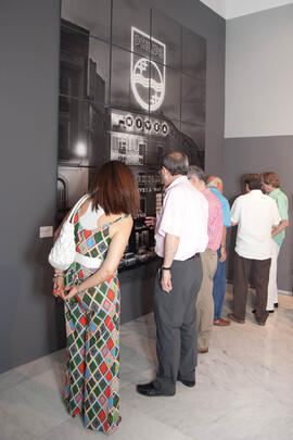 Inauguración de la exposición "Estudio Bienvenido-Arenas, una mirada de los inicios del Siglo XX" Rectorado. Julio de 2011