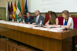 Mesa presidencial. Presentación de la memoria académica correspondiente al curso 2015/2016. Facultad de Ciencias Económicas y Empresariales. Junio de 2018