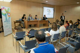 Mesa redonda: «Impactos de las VFT en el destino». Curso "Las viviendas de uso turístico: hacia un nuevo modelo". Cursos de verano 2019 de la Universidad de Málaga. Marbella. Julio de 2019
