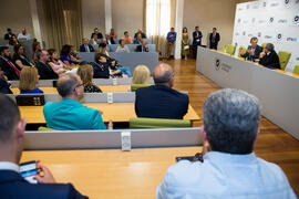 Consejo de Gobierno extraordinario de la Universidad de Málaga con el ministro Pedro Duque. Edificio del Rectorado. Junio de 2018