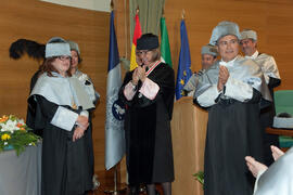 Investidura como Doctores "Honoris Causa" de Michelle Mattelart y Armand Mattelart por la Facultad de Ciencias de la Comunicación de la Universidad de Málaga. Rectorado. Abril de 2014