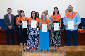 Grupo de alumnas y alumnos. Graduación de Másters de la Facultad de Ciencias Económicas y Empresariales de la Universidad de Málaga. Paraninfo. Junio de 2019