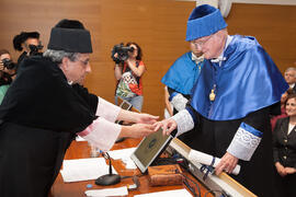 Investidura como Doctor "Honoris Causa" de Hans-Dieter Wienberg por la Facultad de Ciencias de la Universidad de Málaga. Rectorado. Mayo de 2016