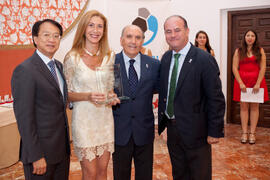 Entrega de premios, de parte de FISU, de la Universidad de Málaga, del ayuntamiento de Antequera y del Comité Organizador. 14º Campeonato del Mundo Universitario de Fútbol Sala 2014 (FUTSAL). Antequera. Julio de 2014