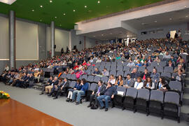 Público asistente al acto inaugural del 6º Congreso Internacional de Actividad Física Deportiva para Mayores. Escuela Técnica Superior de Ingeniería de Telecomunicaciones y de Informática. Marzo de 2015