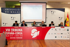 VIII Tribuna España - Corea, "Moving Forward". Edificio del Rectorado. Noviembre de 2013