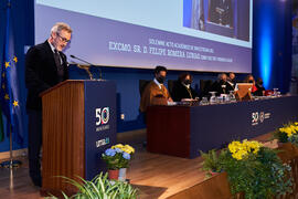 Intervención de Miguel Porras. Investidura de Felipe Romera como Doctor "Honoris Causa" por la por la Escuela Técnica Superior de Ingeniería de Telecomunicación de la Universidad de Málaga. Paraninfo. Marzo de 2022