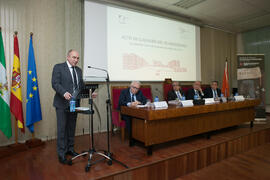 Eugenio José Luque en la clausura del 50 Aniversario de la Facultad de Económicas. Facultad de Ciencias Económicas y Empresariales. Marzo de 2016