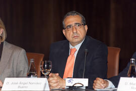 José Ángel Narváez. Conferencia "Nuevos Entornos". 3º Congreso Internacional de Actividad Físico-Deportiva para Mayores de la Universidad de Málaga. Palacio de Ferias y Congresos de Málaga. Marzo de 2009