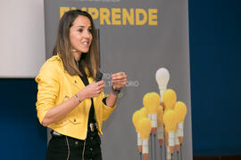 Míriam García imparte el seminario "Emprende 21" junto a Sara Carmona. Paraninfo. Noviembre de 2017