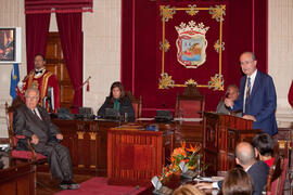 Intervención de Francisco de la Torre en la entrega de la Medalla de la Ciudad y el título de Hijo Predilecto a Eugenio Chicano. Ayuntamiento de Málaga. Octubre de 2014