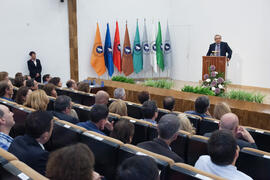 José Ángel Narváez en el homenaje al personal que cumple 25 años de servicio en la UMA o jubilado. Paraninfo. Junio 2016