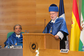 Antonio Luque en su investidura como Doctor "Honoris Causa" por la Facultad de Ciencias de la Universidad de Málaga. Edificio del Rectorado. Octubre de 2016
