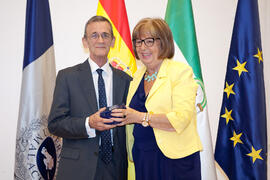 Homenaje al personal que cumple 25 años al servicio de la Universidad de Málaga y personal jubilado. Paraninfo. Julio de 2014