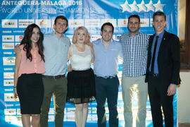 Foto de grupo previa a la cena de gala con motivo del Campeonato del Mundo Universitario de Balonmano. Antequera. Junio de 2016