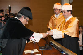 Investidura como Doctor "Honoris Causa" de Manuel Molina Lozano por la Facultad de Turismo de la Universidad de Málaga. Rectorado. Abril 2016