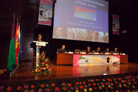 Ponencia de Jessie Jones. Panel de Expertos. 3º Congreso Internacional de Actividad Físico-Deportiva para Mayores de la Universidad de Málaga. Palacio de Ferias y Congresos de Málaga. Marzo de 2009