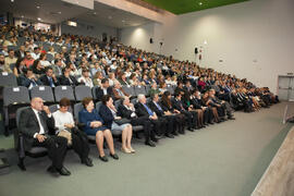 Asistentes al acto homenaje en recuerdo del profesor José María Troya. Salón de Actos de la Escuela Técnica Superior de Ingeniería Informática. Octubre de 2016