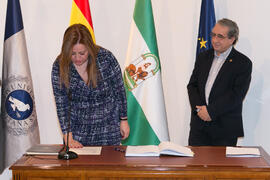 Toma de Posesión de Miriam Esther López Rodríguez como Directora de Secretariado de Movilidad y Política Lingüística de la Universidad de Málaga. Edificio del Rectorado.  Marzo de 2016