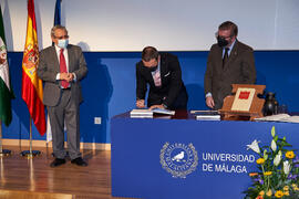 Toma de posesión de Antonio José Fernández Leiva como nuevo catedrático del Área de Lenguajes y Sistemas Informáticos de la Universidad de Málaga. Paraninfo. Diciembre de 2021