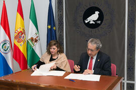Firma del convenio de la Universidad de Málaga con el gobierno de Paraguay. Edificio del Rectorado. Diciembre de 2017