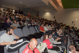 Asistentes al panel de expertos del 4º Congreso Internacional de Actividad Físico-Deportiva para Mayores. Escuela Técnica Superior de Ingeniería Informática y Telecomunicaciones. Marzo de 2011
