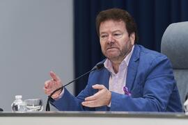 Juan José Hinojosa. Debate electoral entre los candidatos a Rector de la Universidad de Málaga. Escuela Técnica Superior de Ingeniería Informática y Telecomunicaciones. Noviembre de 2023