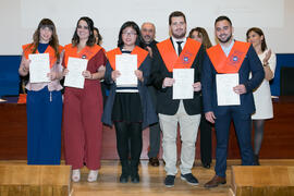Grupo de alumnas y alumnos en la Graduación de Másters de la Facultad de Ciencias Económicas y Empresariales de la Universidad de Málaga. Paraninfo. Abril de 2018