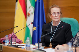 María Victoria Atencia en su homenaje. Edificio del Rectorado. Diciembre de 2014