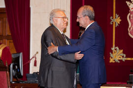 Entrega de la Medalla de la Ciudad a Eugenio Chicano. Ayuntamiento de Málaga. Octubre de 2014