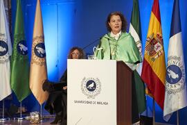 Intervención de Ana Rosa del Águila. Investidura de Hermanfrid Schubart, Alejandro Portes y Luis Enrique de la Villa como Doctores "Honoris Causa" por la Universidad de Málaga. Paraninfo. Octubre de 2024