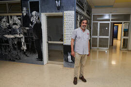 Ángel Idígoras. Inauguración del mural en la Facultad de Ciencias Económicas y Empresariales de la Universidad de Málaga. Campus de El Ejido. Junio de 2022