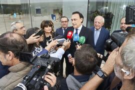 José Carlos Gómez Villamandos atiende a los medios. Inauguración la nueva Facultad de Psicología y Logopedia de la Universidad de Málaga. Campus de Teatinos. Octubre de 2022