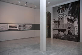 Inauguración de la exposición de fotografías de Roisin "Málaga, una visión panorámica". Rectorado. Diciembre de 2006