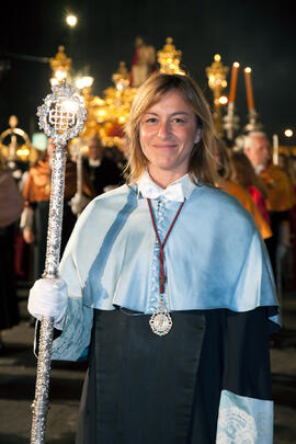 Representante de la Universidad de Málaga en el desfile procesional de la Hermandad de los Estudiantes. Málaga. Abril de 2014
