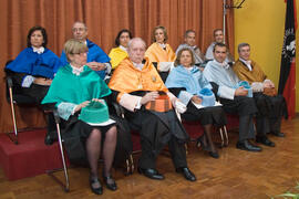 Toma de posesión de nuevos decanos, directores de centro y defensores de la Comunidad Universitaria. Paraninfo. Febrero de 2008