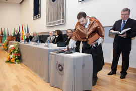 Víctor Muñoz Martínez toma posesión como nuevo vicerrector de Proyectos Estratégicos de la Universidad de Málaga. Paraninfo.  Enero de 2016