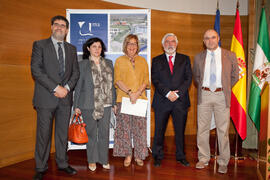 Foto de grupo previa a la presentación de la Jornada ASEPUC 'Coste de los servicios universitarios'. Edificio del Rectorado. Mayo 2015