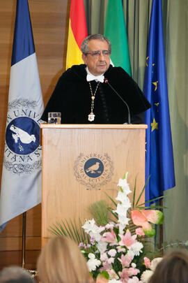 José Ángel Narváez en la investidura como Doctor "Honoris Causa" de Antonio Luque por la Facultad de Ciencias de la Universidad de Málaga. Edificio del Rectorado. Octubre de 2016