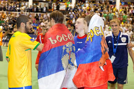 Saludo final. Partido Rusia contra Brasil. 14º Campeonato del Mundo Universitario de Fútbol Sala 2014 (FUTSAL). Antequera. Julio de 2014