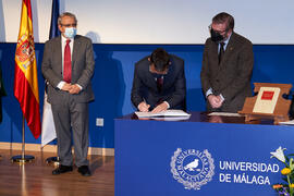 Toma de posesión de Sebastián Molinillo Jiménez como nuevo catedrático del Área de Comercialización e Investigación de Mercados de la Universidad de Málaga. Paraninfo. Diciembre de 2021