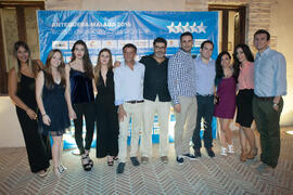 Foto de grupo previa a la cena de gala con motivo del Campeonato del Mundo Universitario de Balonmano. Antequera. Junio de 2016