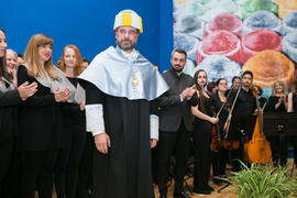 Coro Oficial de la UMA, Orquesta Málaga Camerata y Carlos Álvarez Rodríguez tras su investidura como Doctor "Honoris Causa" por la Facultad de Filosofía y Letras de la Universidad de Málaga. Paraninfo. Mayo de 2018