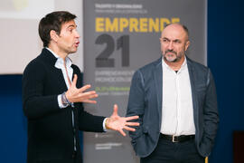 Eugenio José Luque y David Meca. Seminario "Emprende 21". Paraninfo. Noviembre de 2017