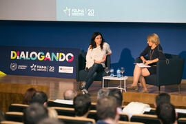 Isabel Ladrón de Guevara y Marta Flich. Conferencia "Dialogando". Paraninfo. Noviembre de 2017