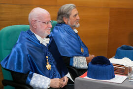 Antonio Luque en su investidura como Doctor "Honoris Causa" por la Facultad de Ciencias de la Universidad de Málaga. Edificio del Rectorado. Octubre de 2016